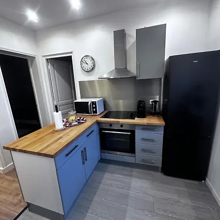 Peaceful Oasis 2 Bedrooms Center-station Rer 3 Min Aulnay-sous-Bois