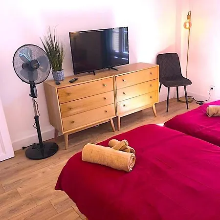 Peaceful Oasis 2 Bedrooms Center-station Rer 3 Min